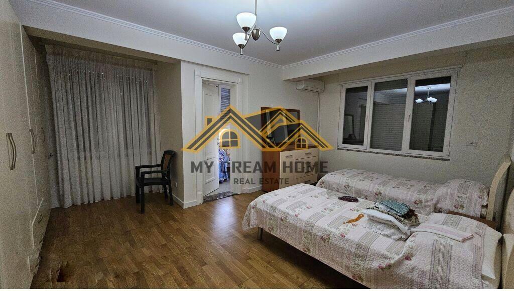 SHESIM SUPER APARTAMENT TE MALI I ROBIT, VIJË E PARË !