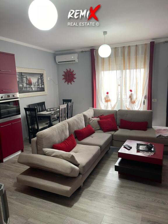 APPARTAMENTO 1+1 IN AFFITTO VICINO ALL'HOTEL PALACE, SPIAGGIA DI DURRËS