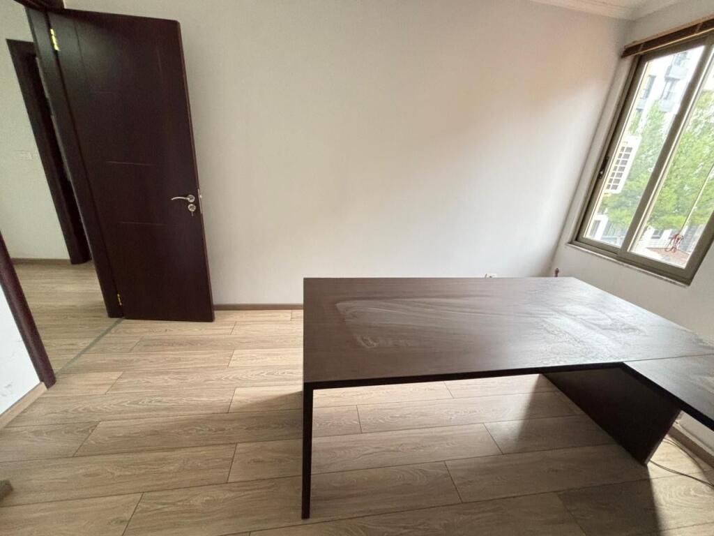 Apartament 2+1 tek 21 Dhjetori!