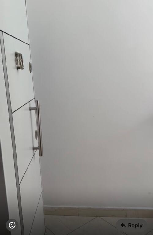 1+1,i mobiluar te medredeja,cmimi 450 mije leke