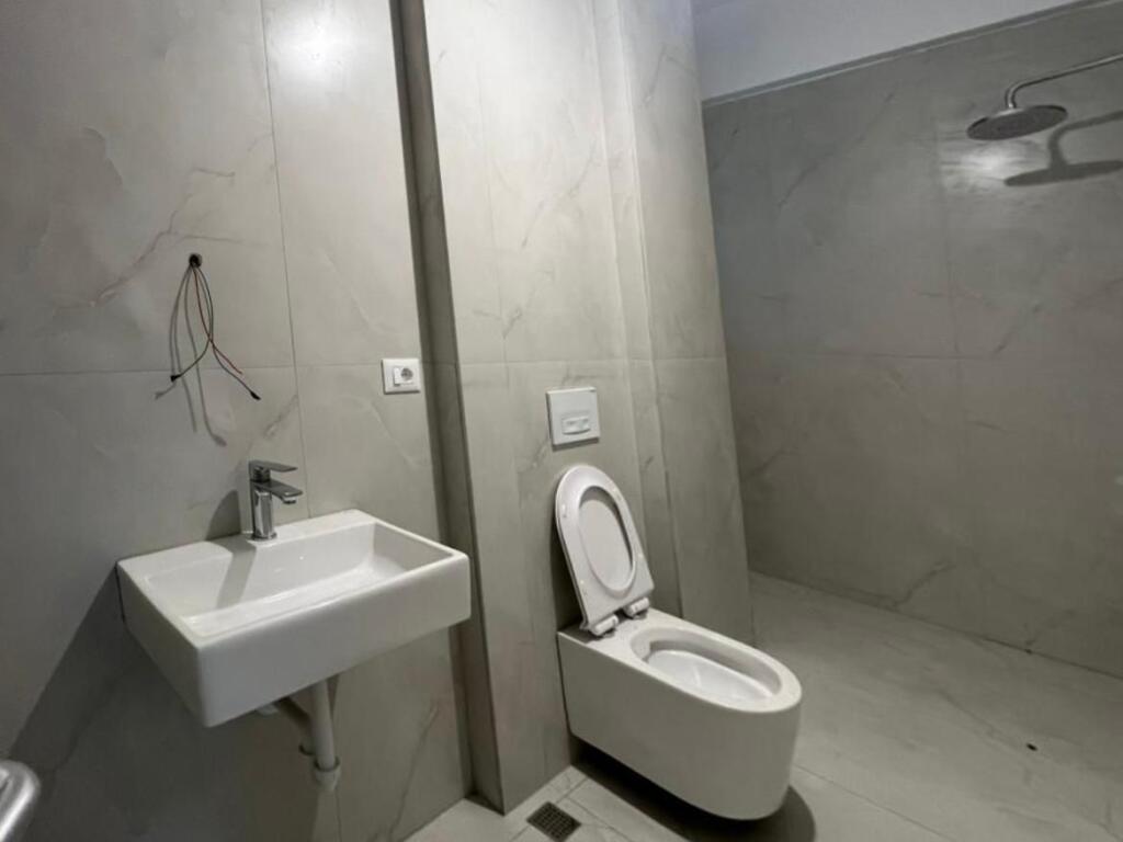 Qira 2+1+2 në Rezidencën OXA, Kati 2