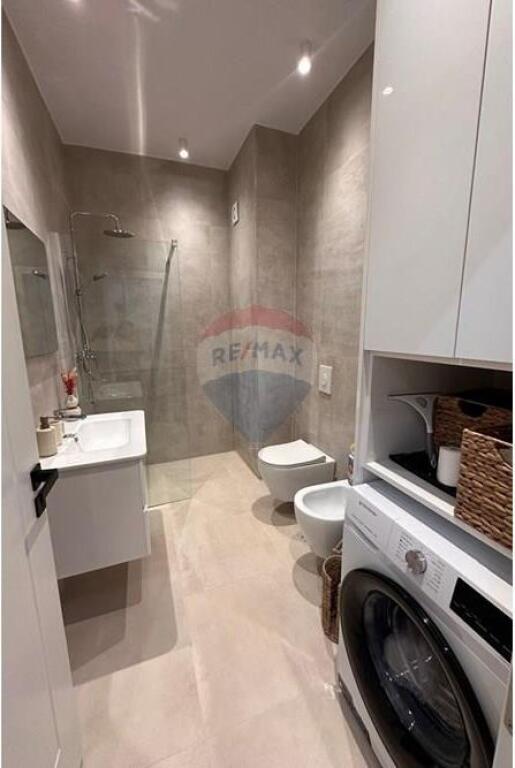 Jepet me qira apartament 2+1 në Qëndër