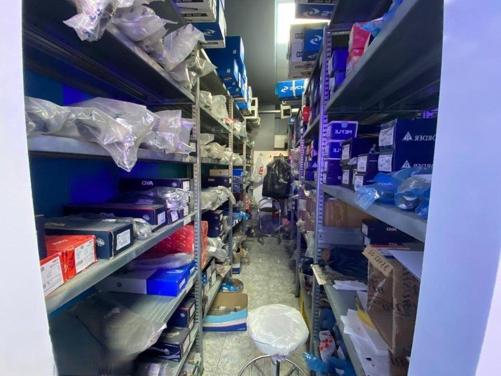 LAPRAKE VICINO ALLA STRADA PRINCIPALE VENDIAMO UNITA' COMMERCIALE 262,400 €