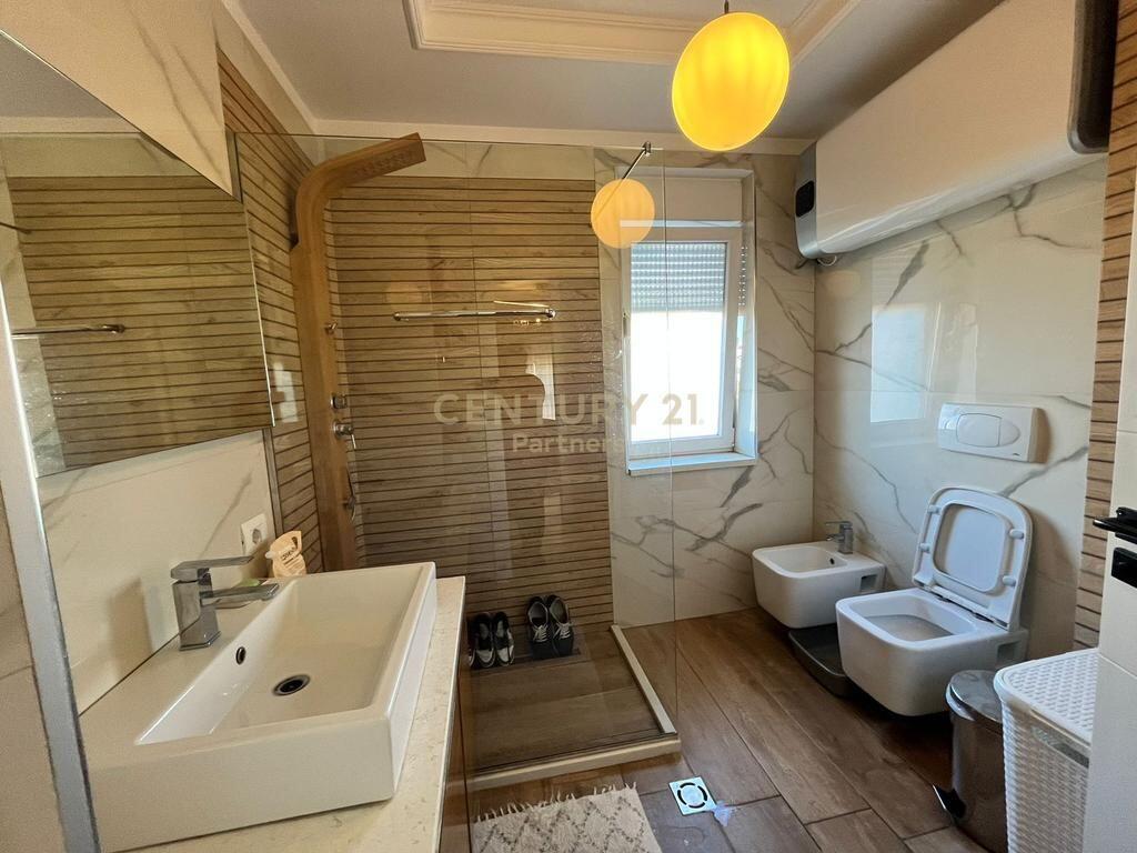 3+1+2 ME QIRA NE KOMPLEKSIN MAGNET. 1,200 € /Muaj