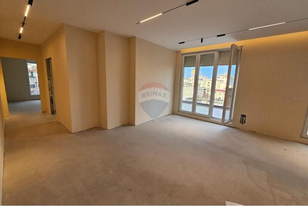 Apartament - Për Shitje - Ish Tregu Elektrik, Tiranë(ID: 530571006-13)