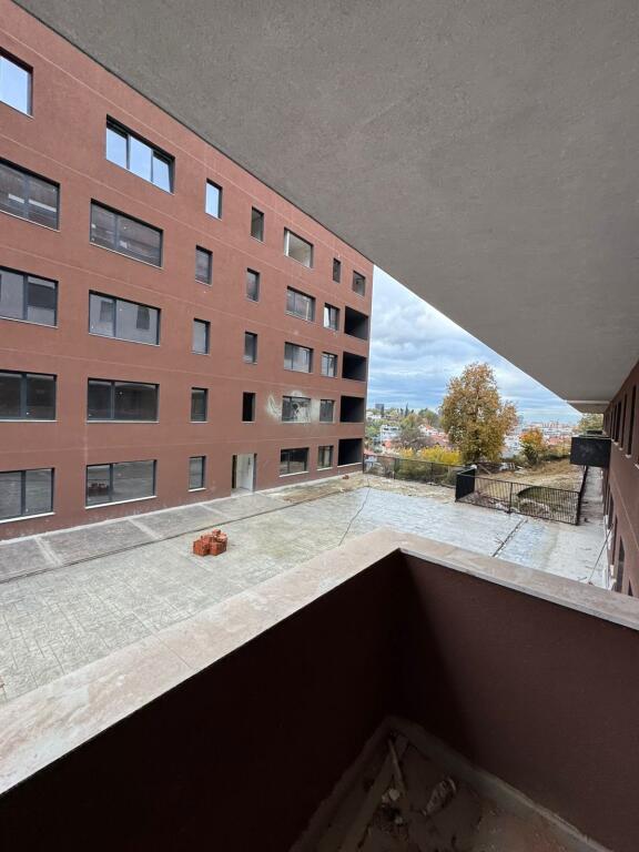 SHITET APARTAMENT 2+1 RR. ELBASANIT