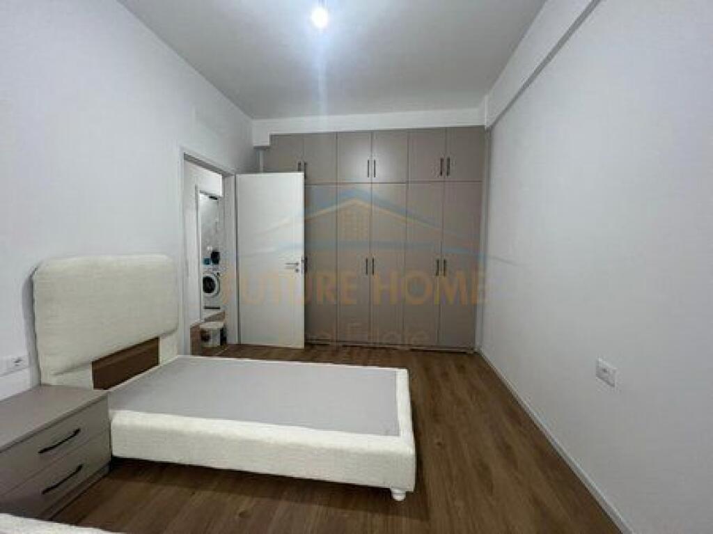 Rent, Apartment 2+1+Parking Space, Fresku, Tirane.