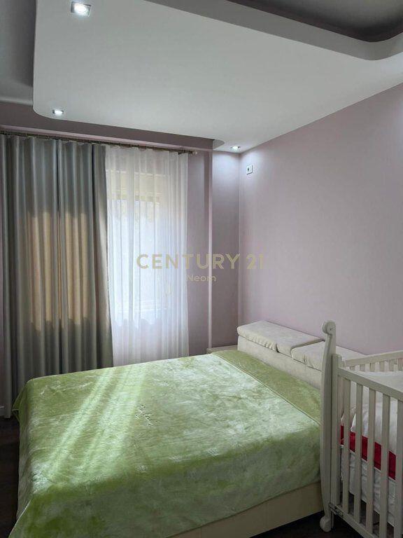 JEPET PËR QIRA APARTAMENT 1+1 TEK LIQENI I THATË!