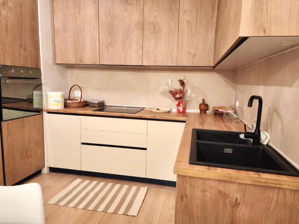 🔥Appartamento Hera il Primo in affitto: 2+1 &amp; Balcone || (📍Centro di Tirana - Dentro il centro Galeria)  || 1500€/Mese 100% Nuovo 🔥