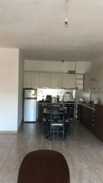 Qera Apartament 1+1+Bllk, “Yzberisht” 350 Euro/Muaj
