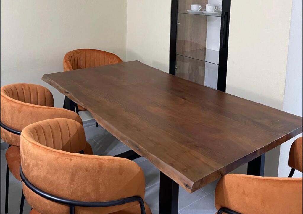 Jepet apartament 2+1+2+post parkimi ne Yzberisht!