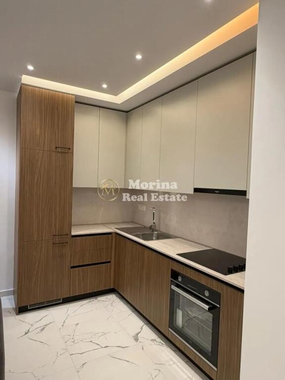 Apartament 1+1, Zogu i Zi, 730 Euro/muaj