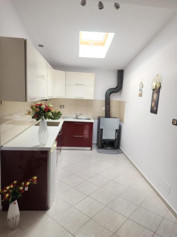 Jepet Me Qera Apartament 2+1+1 Post Parkimi