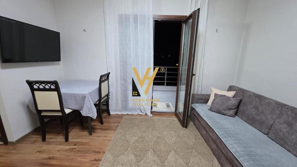 JEPET APARTAMENT 2+1+2BLK ME QERA TE RRUGA E ELBASANIT 43.000 LEKE