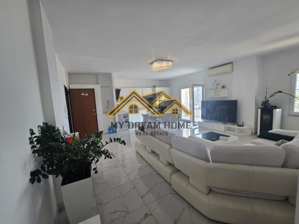SHITET APARTAMENT 3+1+3 BALLKONE TEK SHKEMBI I KAVAJES, DURRES!
