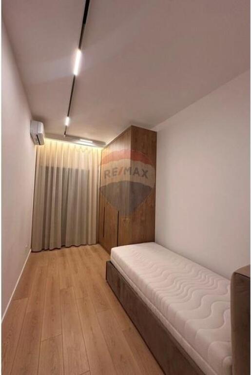 Jepet me qira apartament 2+1 në Qëndër