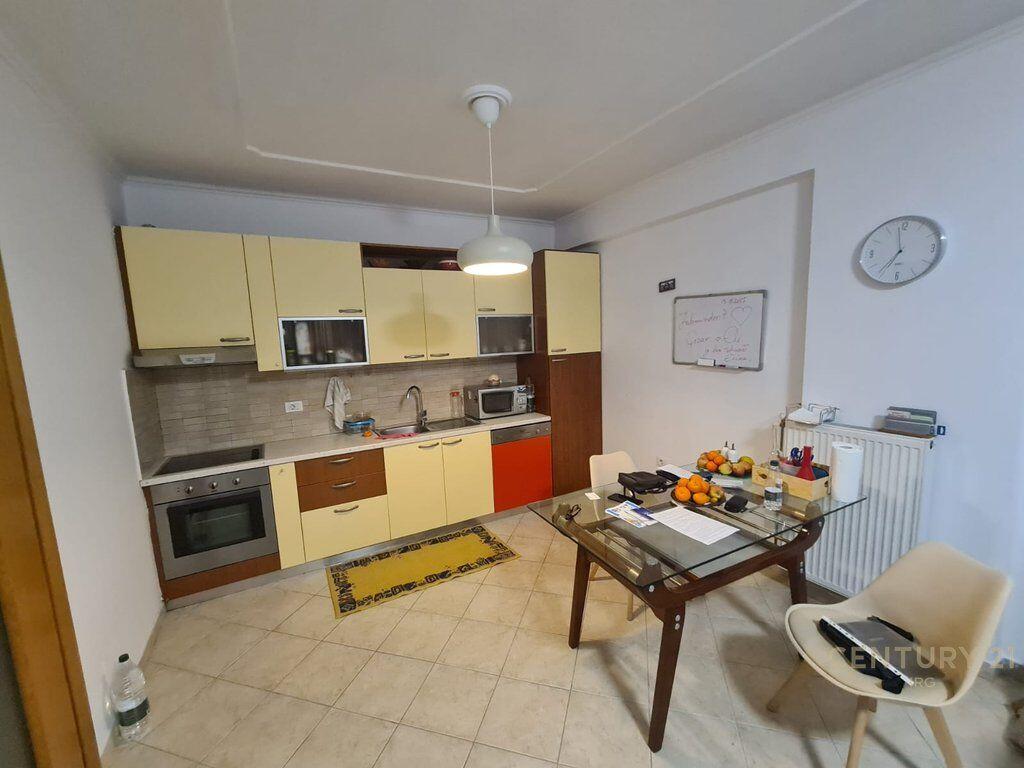 APARTMENT 1+1 NEAR PARIS MUNICIPALITY! 600 € /Month
