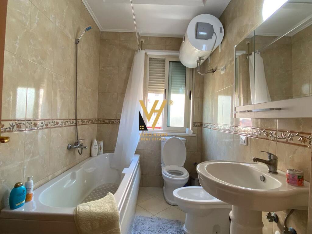 JEPET APARTAMENT 1+1+BLK ME QERA NE DON BOSKO 450 EURO