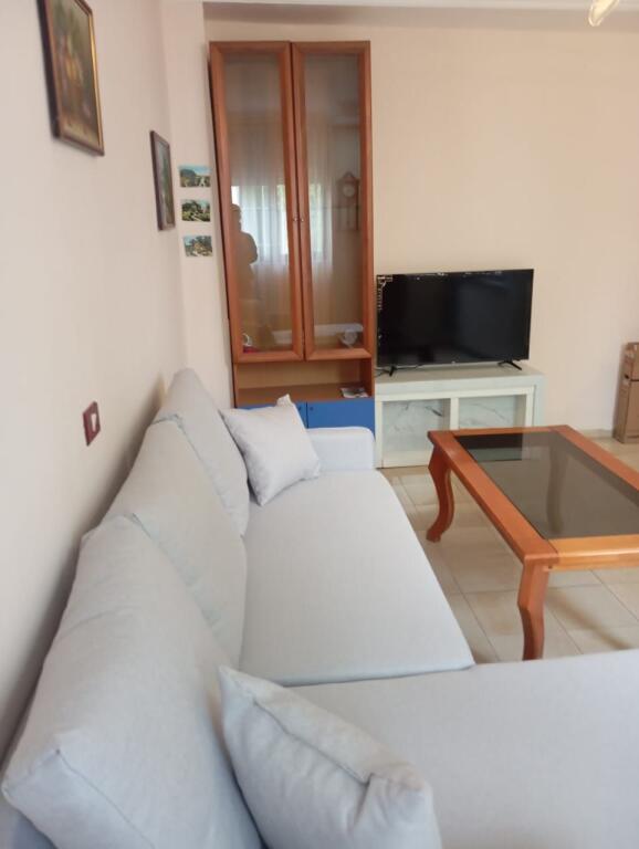 APPARTAMENTO 1+1 IN AFFITTO SCUOLA DI BALLO 600 EURO