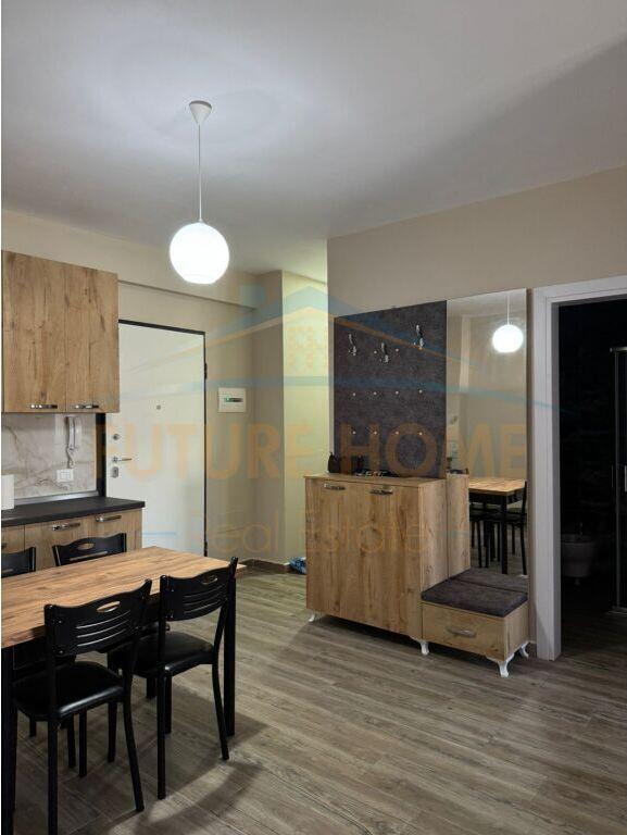 Shitet Apartament 1+1, Golem