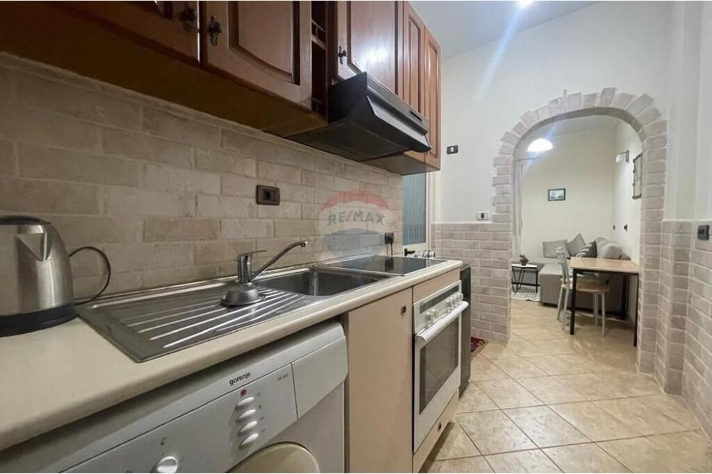 Apartament 1+1 me qera tek 5 Maji