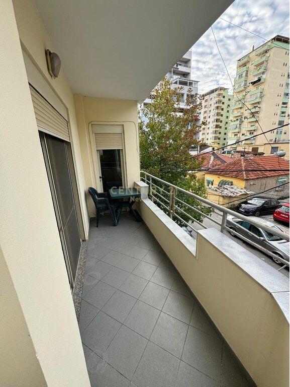 Jepet me qira Apartament 3+1+2 zona Ish-Rajoni.