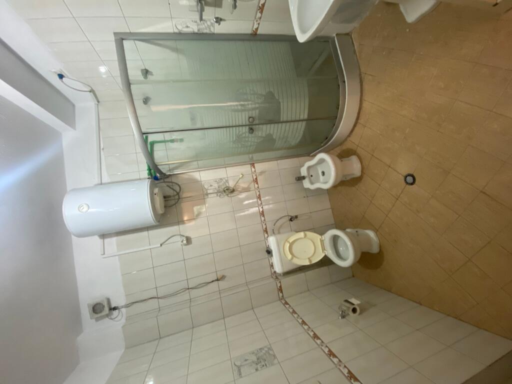 🏡 Casa 2+1 Vuota in Affitto ad Astir, Tirana