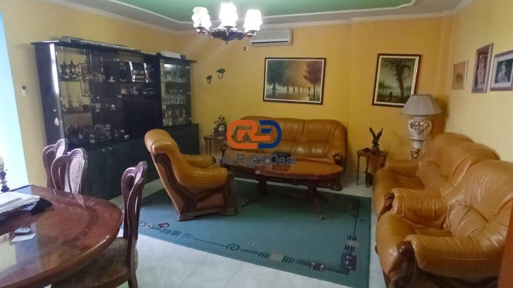 Tek Myslym Shyri, Shitet Apartament 2+1 Per Investim !!