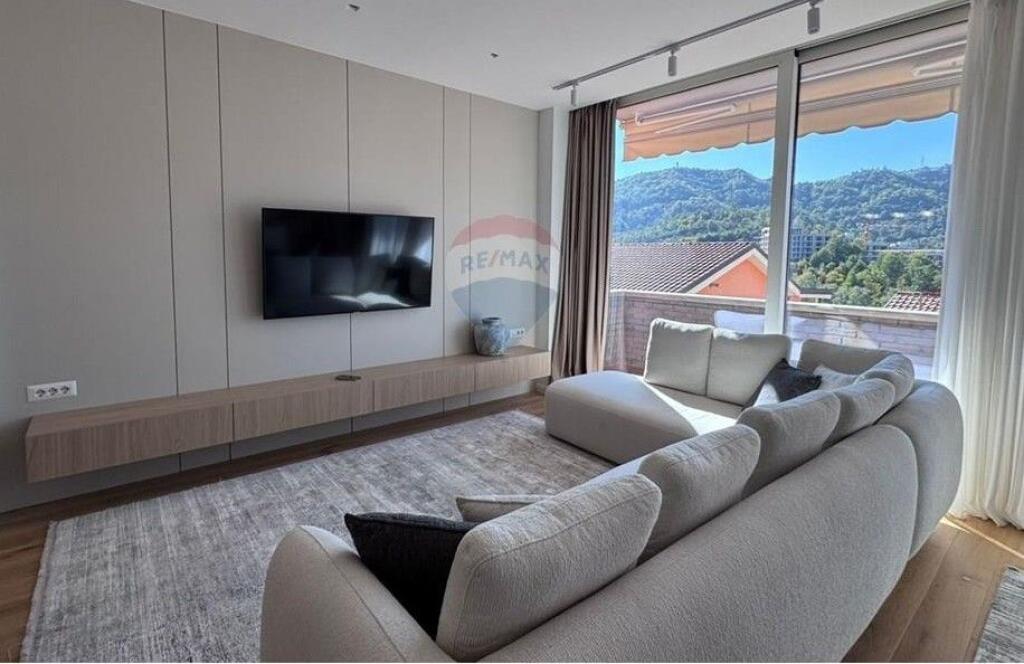 LIQUIDO IL LAGO, VENDIAMO APPARTAMENTO 2+1 (530591003-10)