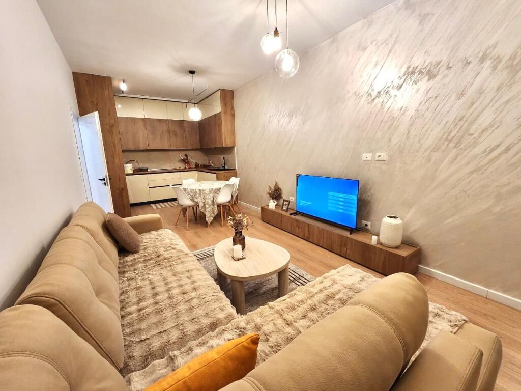 🔥Appartamento Hera il Primo in affitto: 2+1 &amp; Balcone || (📍Centro di Tirana - Dentro il centro Galeria)  || 1500€/Mese 100% Nuovo 🔥
