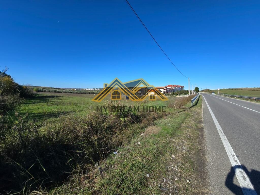 Tokë për Shitje në Manëz Buze Rruge !