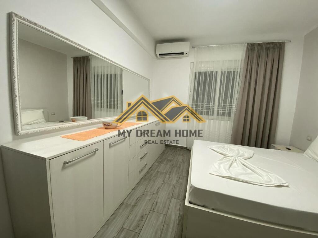 SHITET APARTAMENT 1+1+2BALLKONE BULEVARD KRYESOR DURRES