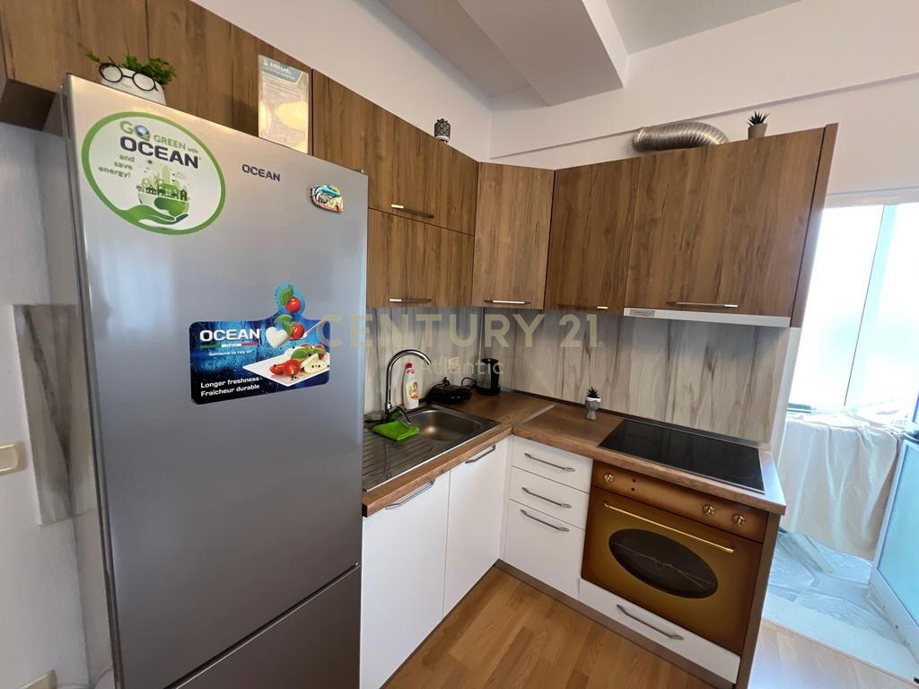 Apartament 1+1 me Dy Ballkone në Plazh, Stacioni i Dytë, Durrës 20 m larg detit ! 88,000 €