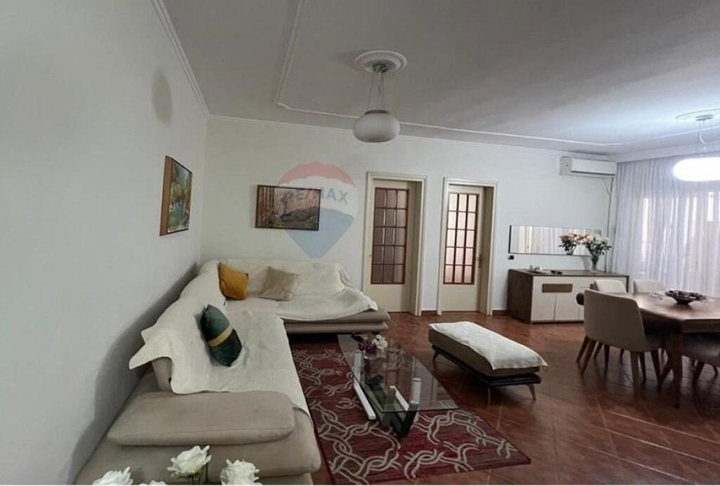 Apartament - Për Shitje - Komuna e Parisit, Tiranë ID: 530191068-89