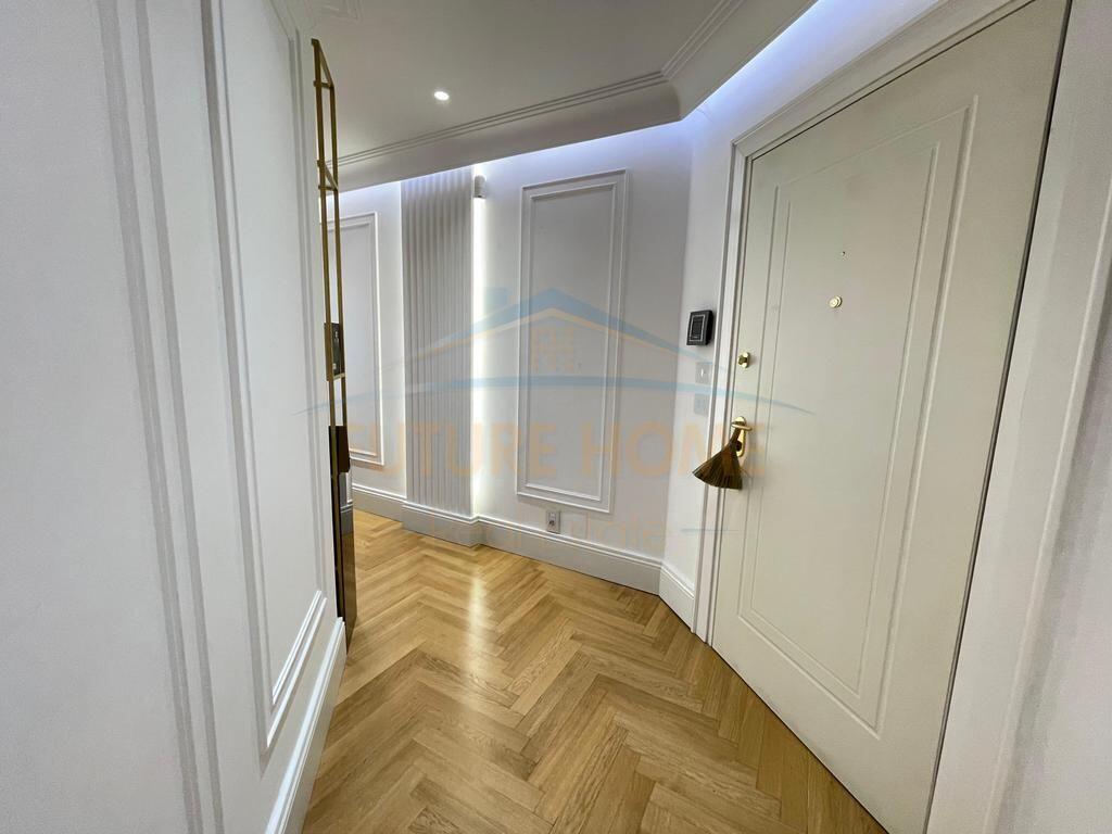 In vendita, Appartamento 2+1, Giardino Botanico, Tirana