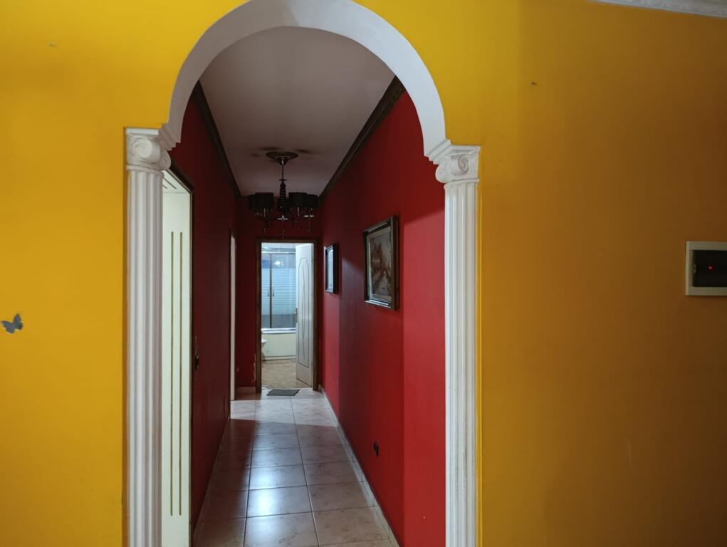 Apartment 2+1, Building with arrow!