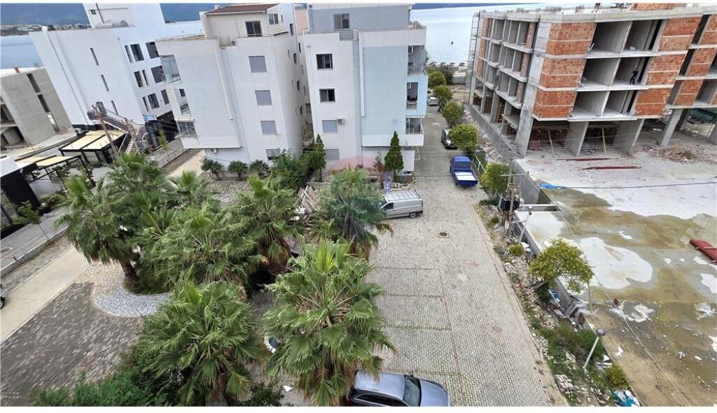 Super Apartament 2+1 në Shitje