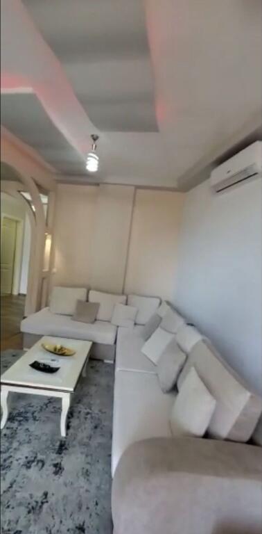 APARTMENT 1+1 FOR RENT NEAR PARTIZANI HIGH SCHOOL