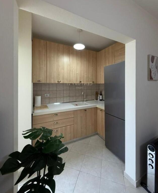 Shitet apartament 1+1 në zonën e Oxhakut.