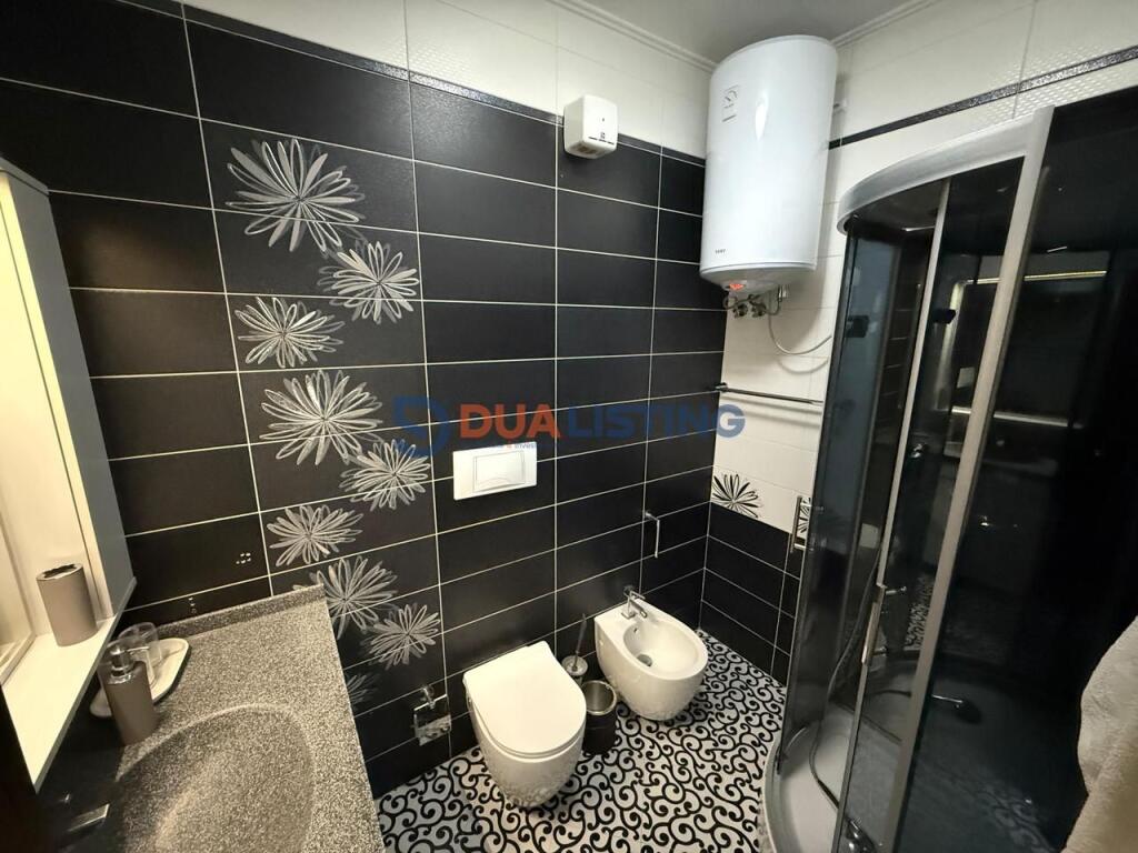 Qira apartament 3+1 me dy poste parkimi 📍Bulevardi Zogu I ‼️