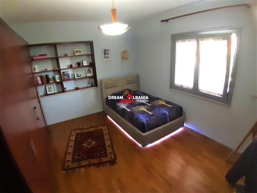 Villa con terreno in vendita nella zona di Don Bosco Tirana (ID 4151059)