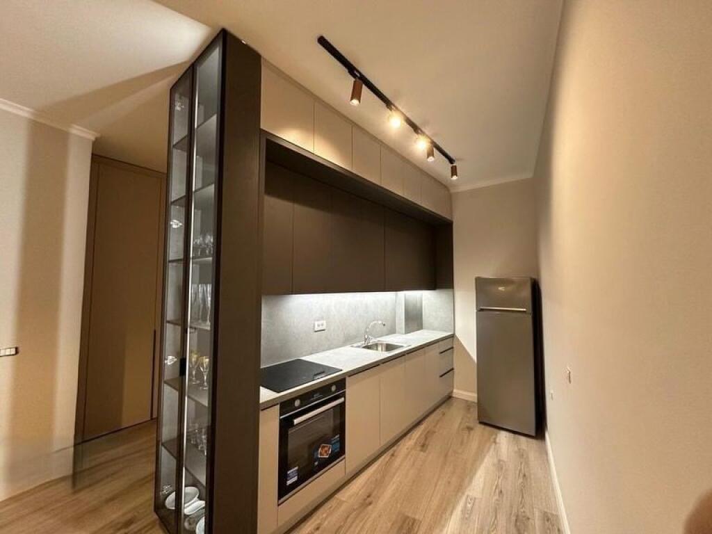 🏡 APARTAMENT ME QERA 1+1 — AFËR TEG