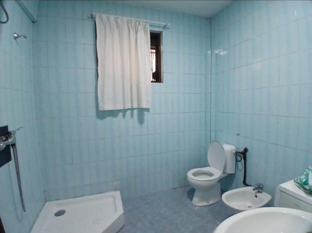 Jepet Me Qera Apartament 1+1+1 Ballkon