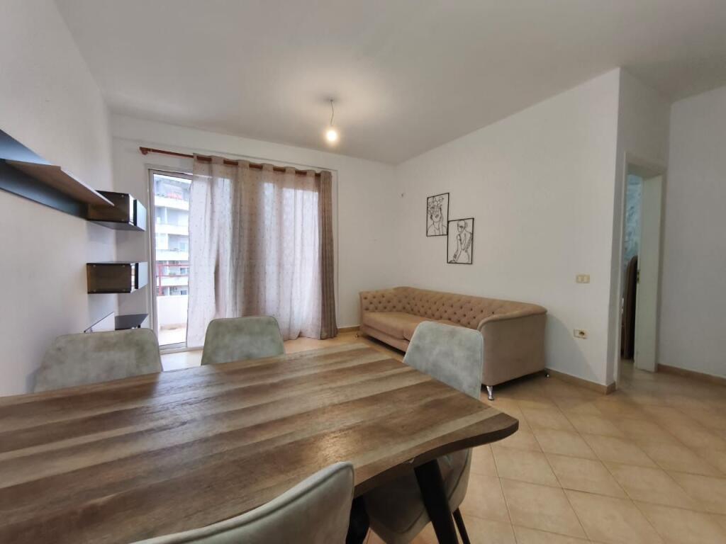 Apartament 1+1 me qira ne Fresk