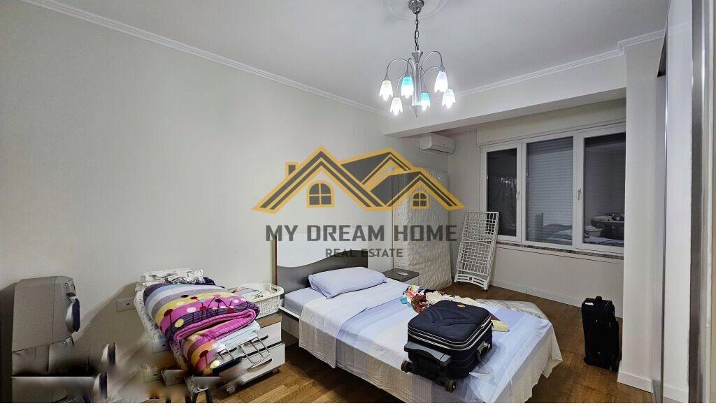 SHESIM SUPER APARTAMENT TE MALI I ROBIT, VIJË E PARË !
