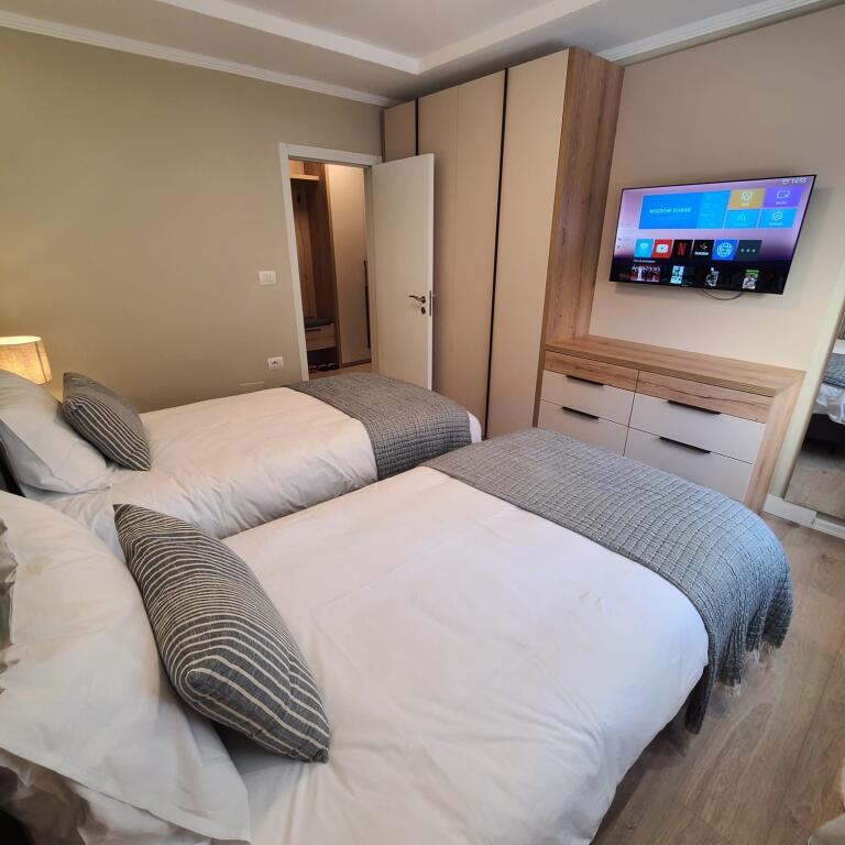 Apartament 1+1 me qera tek Myslym Shyri