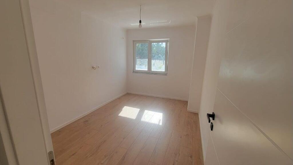 Apartment 1+1 per shitje 📍Ne fillim te rruges Don Bosko, prane bar Artistit