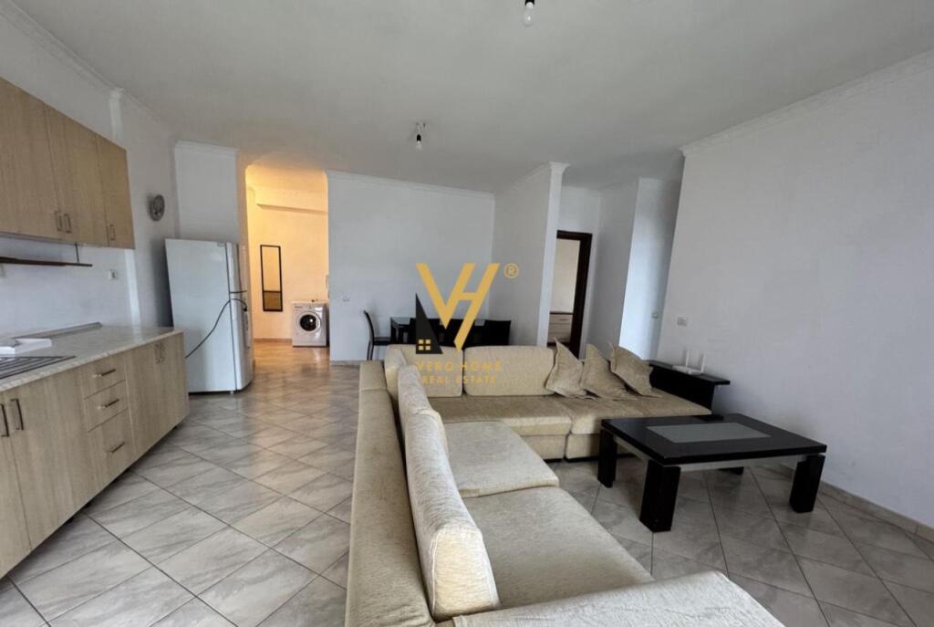 JEPET APARTAMENT 2+1+2 ME QIRA TE KODRA E DIELLIT 1, 50.000 LEKE
