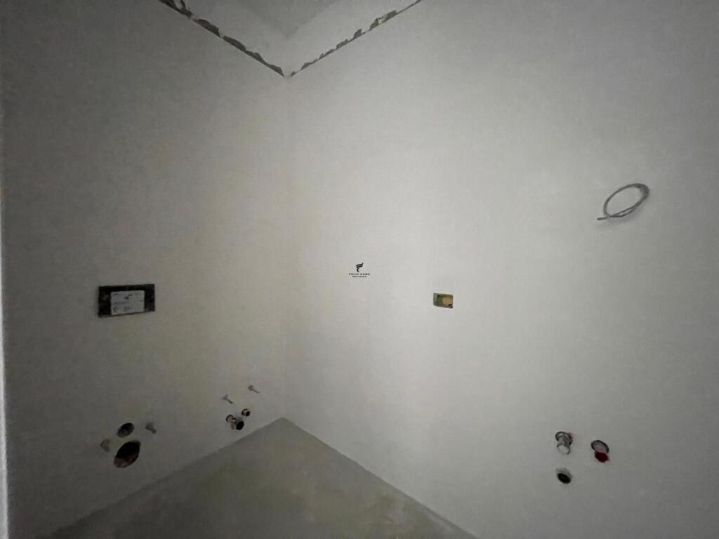 SHITET APARTAMENT 2+1+2 UNIVERS CITY 135.000 EURO