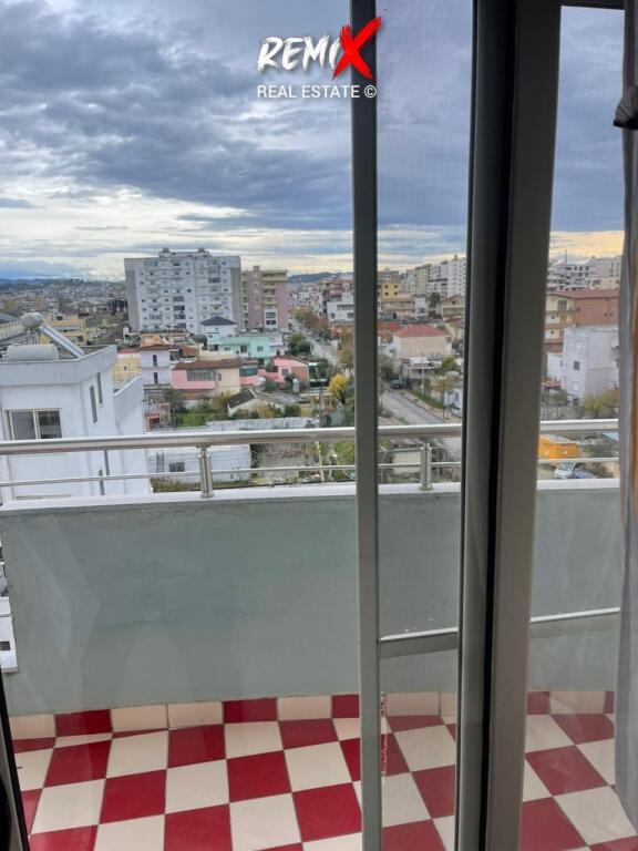 APPARTAMENTO 1+1 IN AFFITTO VICINO ALL'HOTEL PALACE, SPIAGGIA DI DURRËS